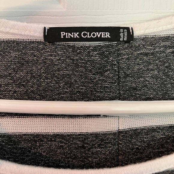 Pink Clover Sweater - Picture 3 of 3